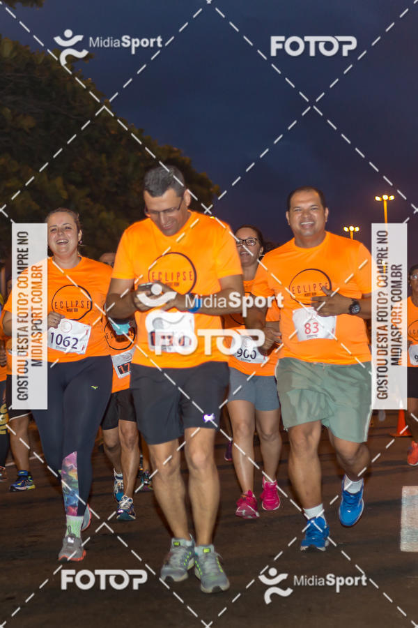 Buy your photos of the eventEclipse Night Run - Etapa Recreio on Fotop