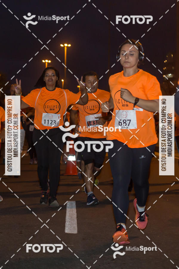 Buy your photos of the eventEclipse Night Run - Etapa Recreio on Fotop