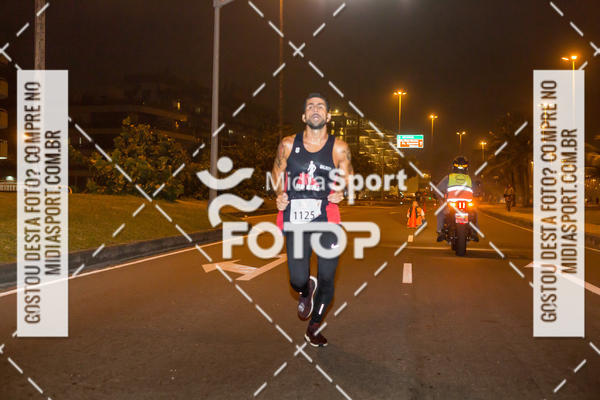 Buy your photos of the eventEclipse Night Run - Etapa Recreio on Fotop