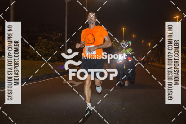 Buy your photos of the eventEclipse Night Run - Etapa Recreio on Fotop