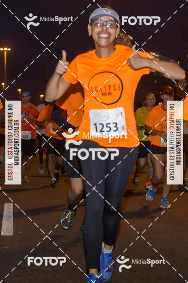 Buy your photos of the eventEclipse Night Run - Etapa Recreio on Fotop