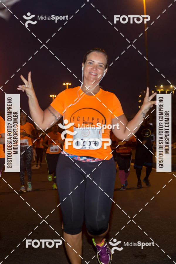 Buy your photos of the eventEclipse Night Run - Etapa Recreio on Fotop
