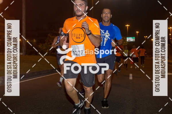 Buy your photos of the eventEclipse Night Run - Etapa Recreio on Fotop