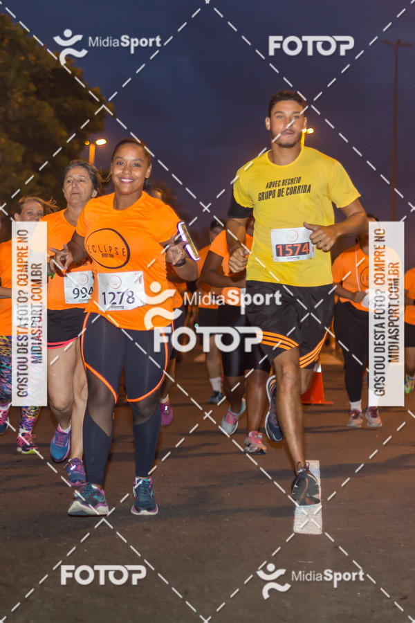 Buy your photos of the eventEclipse Night Run - Etapa Recreio on Fotop