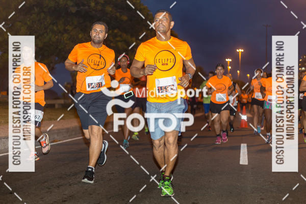 Buy your photos of the eventEclipse Night Run - Etapa Recreio on Fotop