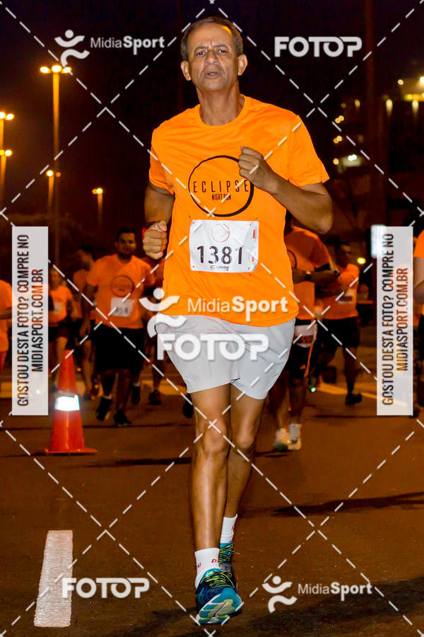 Buy your photos of the eventEclipse Night Run - Etapa Recreio on Fotop
