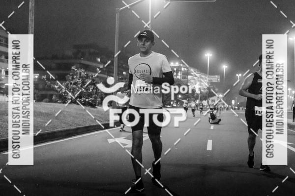 Buy your photos of the eventEclipse Night Run - Etapa Recreio on Fotop