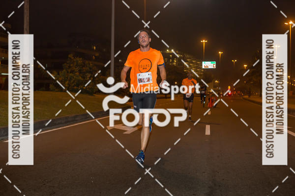 Buy your photos of the eventEclipse Night Run - Etapa Recreio on Fotop