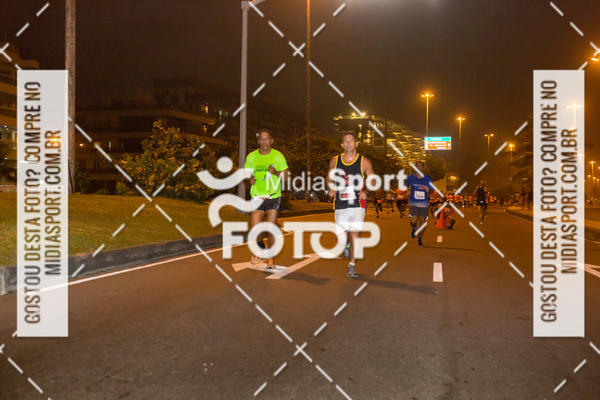 Buy your photos of the eventEclipse Night Run - Etapa Recreio on Fotop