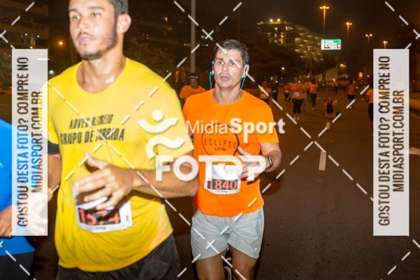 Buy your photos of the eventEclipse Night Run - Etapa Recreio on Fotop