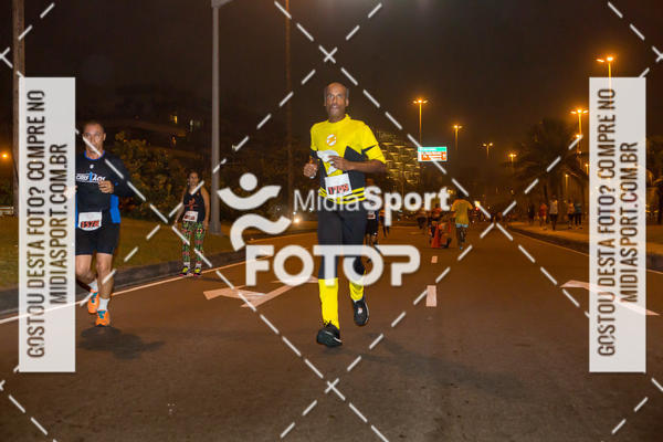 Buy your photos of the eventEclipse Night Run - Etapa Recreio on Fotop