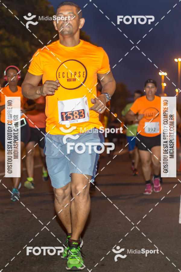 Buy your photos of the eventEclipse Night Run - Etapa Recreio on Fotop