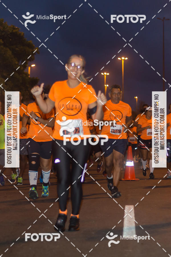 Buy your photos of the eventEclipse Night Run - Etapa Recreio on Fotop