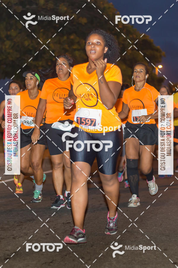 Buy your photos of the eventEclipse Night Run - Etapa Recreio on Fotop