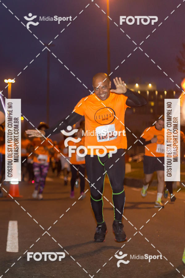 Buy your photos of the eventEclipse Night Run - Etapa Recreio on Fotop