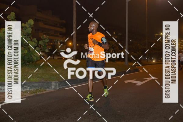 Buy your photos of the eventEclipse Night Run - Etapa Recreio on Fotop