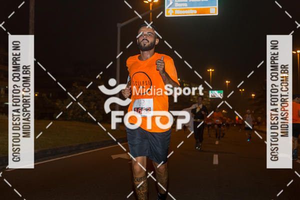 Buy your photos of the eventEclipse Night Run - Etapa Recreio on Fotop