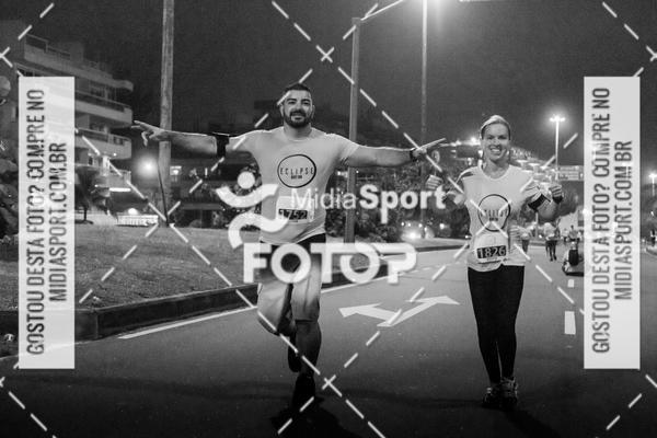 Buy your photos of the eventEclipse Night Run - Etapa Recreio on Fotop