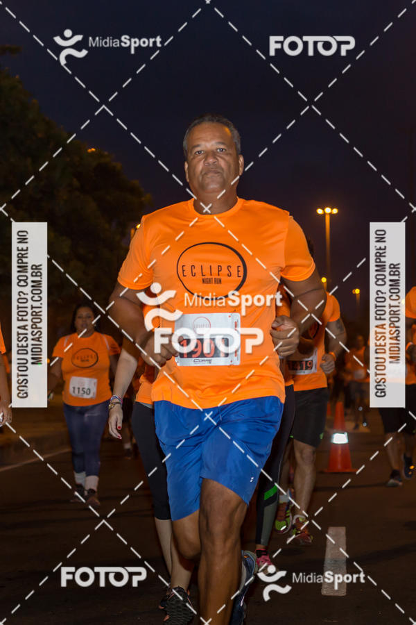 Buy your photos of the eventEclipse Night Run - Etapa Recreio on Fotop