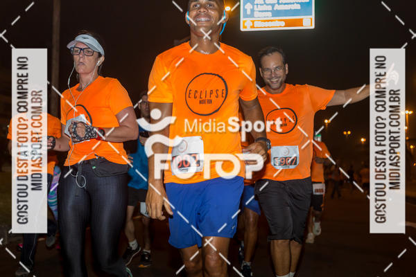 Buy your photos of the eventEclipse Night Run - Etapa Recreio on Fotop