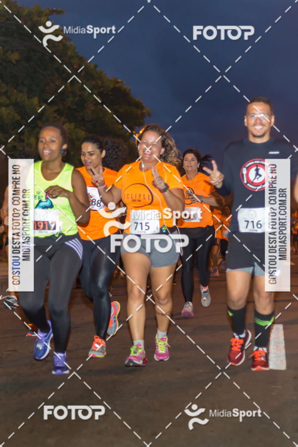 Buy your photos of the eventEclipse Night Run - Etapa Recreio on Fotop