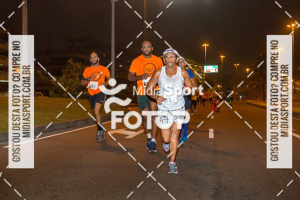 Buy your photos of the eventEclipse Night Run - Etapa Recreio on Fotop