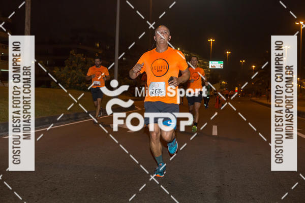 Buy your photos of the eventEclipse Night Run - Etapa Recreio on Fotop