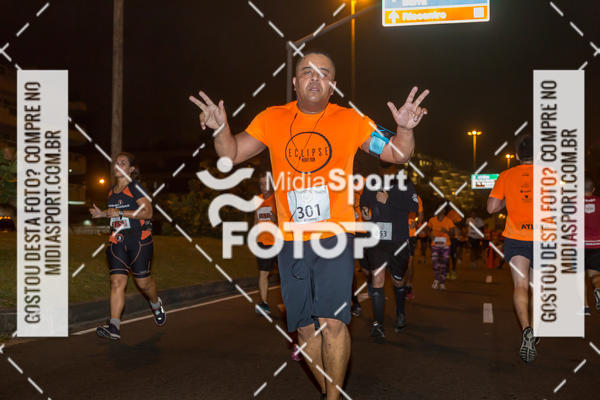 Buy your photos of the eventEclipse Night Run - Etapa Recreio on Fotop
