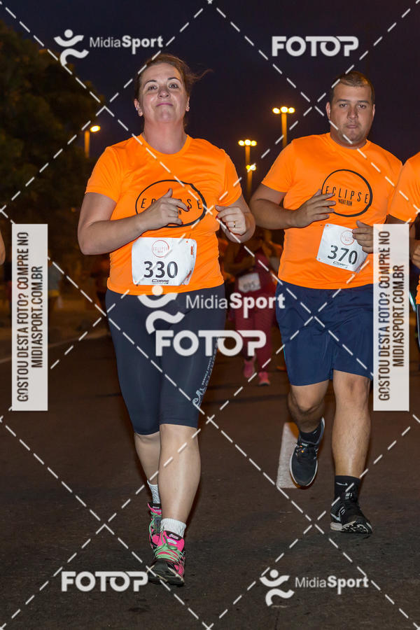 Buy your photos of the eventEclipse Night Run - Etapa Recreio on Fotop