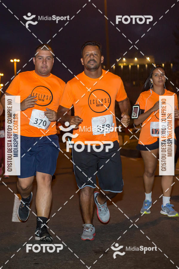 Buy your photos of the eventEclipse Night Run - Etapa Recreio on Fotop