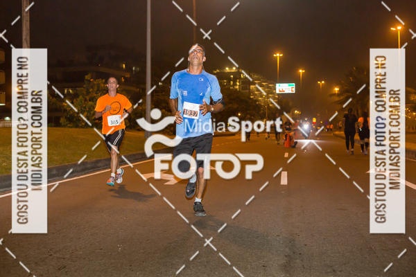 Buy your photos of the eventEclipse Night Run - Etapa Recreio on Fotop