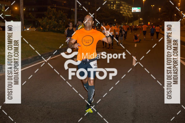 Buy your photos of the eventEclipse Night Run - Etapa Recreio on Fotop