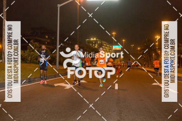 Buy your photos of the eventEclipse Night Run - Etapa Recreio on Fotop