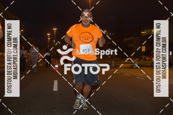 Buy your photos of the eventEclipse Night Run - Etapa Recreio on Fotop