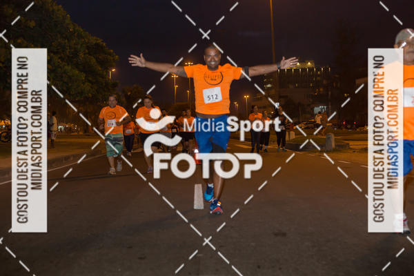 Buy your photos of the eventEclipse Night Run - Etapa Recreio on Fotop