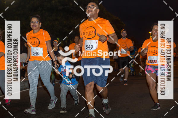 Buy your photos of the eventEclipse Night Run - Etapa Recreio on Fotop