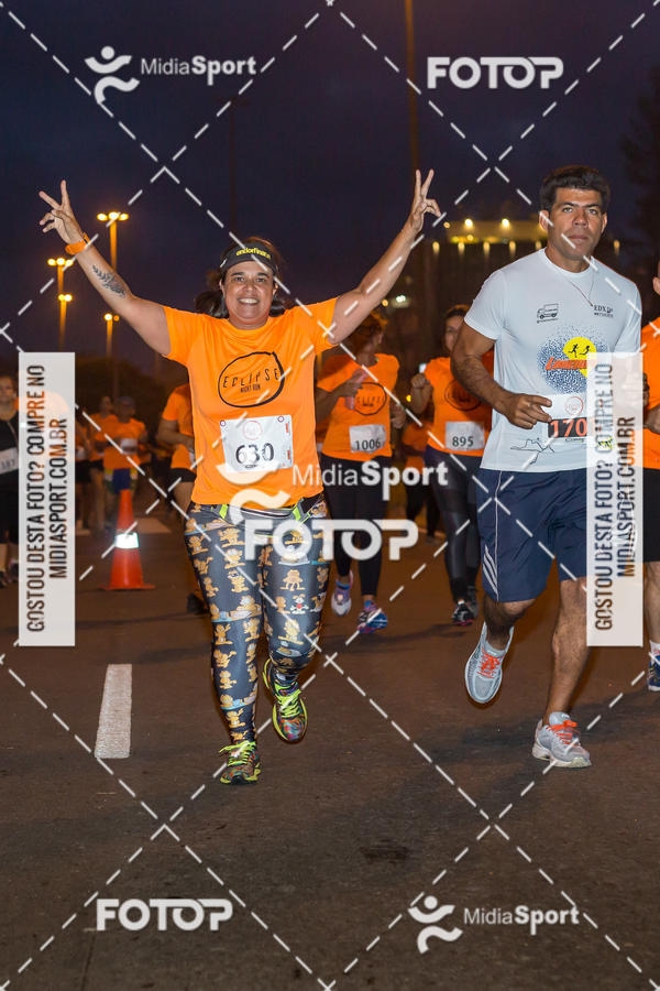 Buy your photos of the eventEclipse Night Run - Etapa Recreio on Fotop