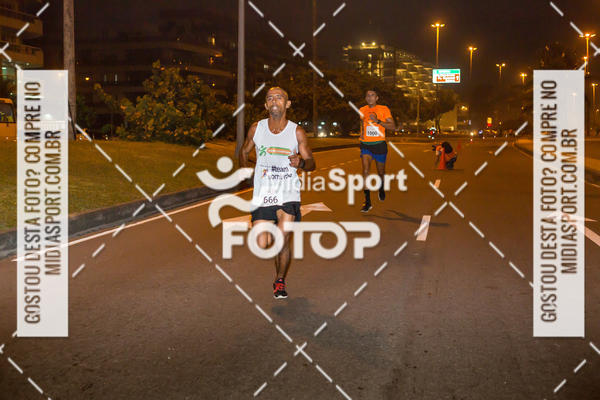 Buy your photos of the eventEclipse Night Run - Etapa Recreio on Fotop