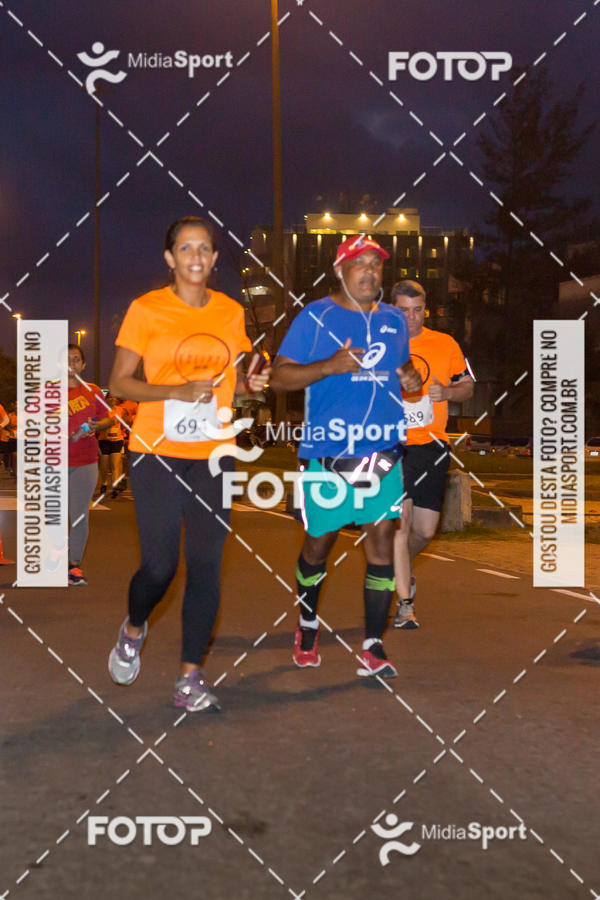 Buy your photos of the eventEclipse Night Run - Etapa Recreio on Fotop