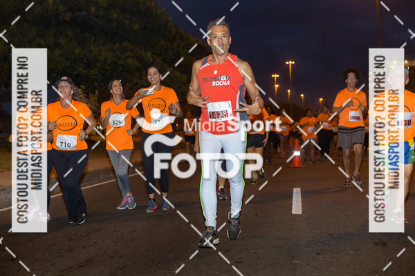 Buy your photos of the eventEclipse Night Run - Etapa Recreio on Fotop