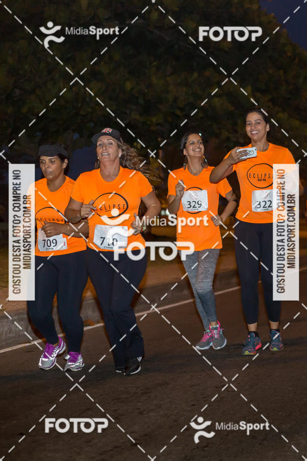 Buy your photos of the eventEclipse Night Run - Etapa Recreio on Fotop