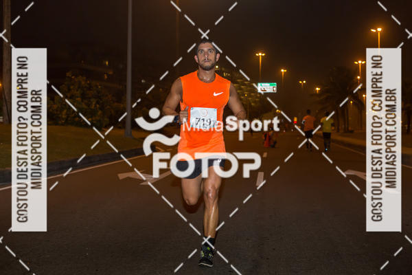 Buy your photos of the eventEclipse Night Run - Etapa Recreio on Fotop
