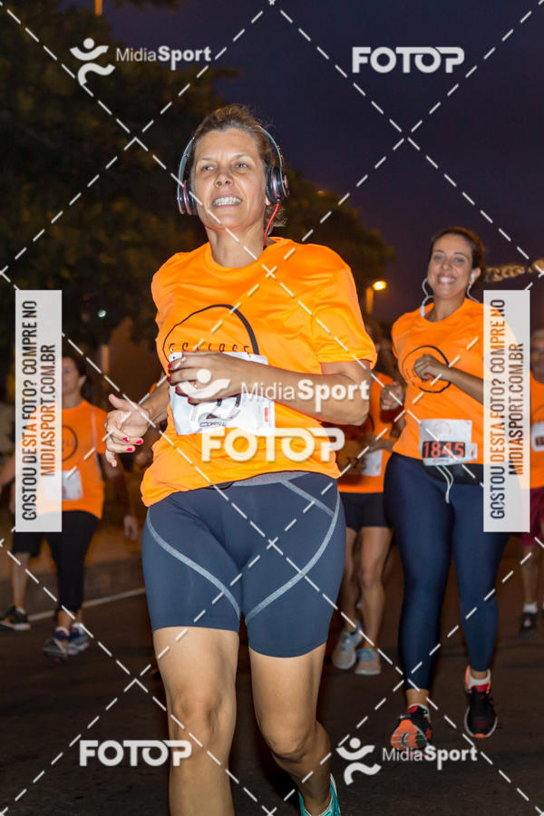 Buy your photos of the eventEclipse Night Run - Etapa Recreio on Fotop
