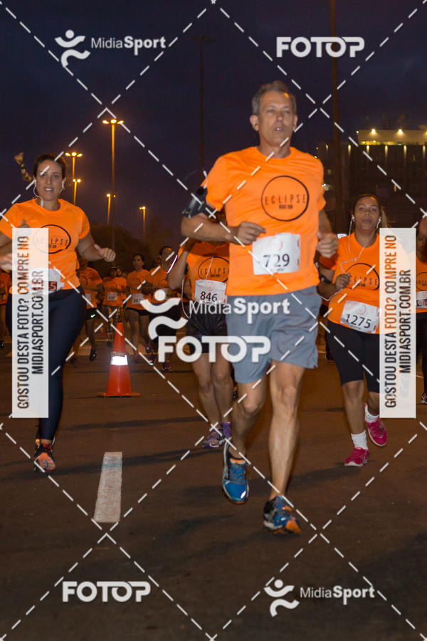 Buy your photos of the eventEclipse Night Run - Etapa Recreio on Fotop