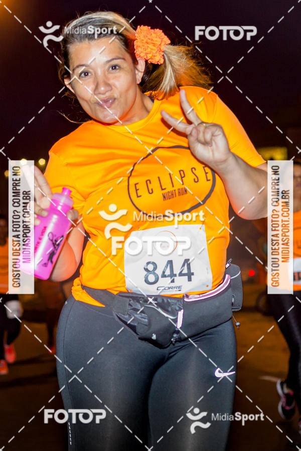 Buy your photos of the eventEclipse Night Run - Etapa Recreio on Fotop