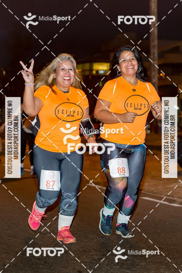 Buy your photos of the eventEclipse Night Run - Etapa Recreio on Fotop