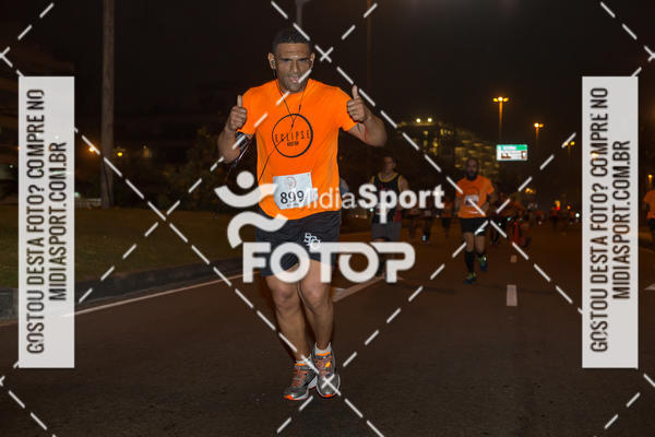 Buy your photos of the eventEclipse Night Run - Etapa Recreio on Fotop