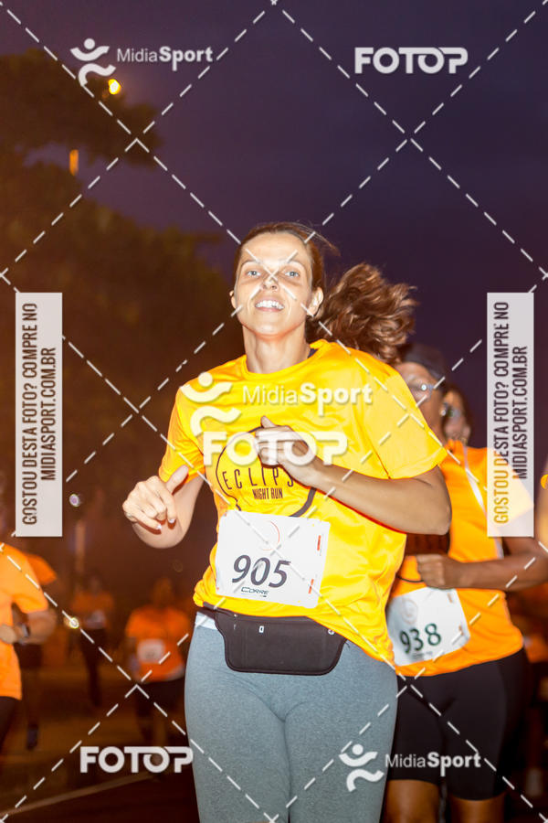 Buy your photos of the eventEclipse Night Run - Etapa Recreio on Fotop