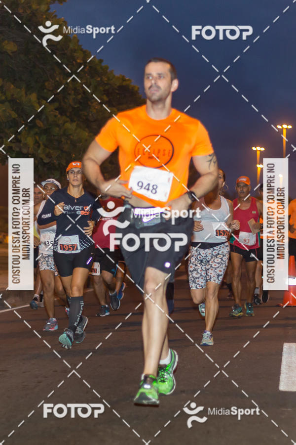 Buy your photos of the eventEclipse Night Run - Etapa Recreio on Fotop