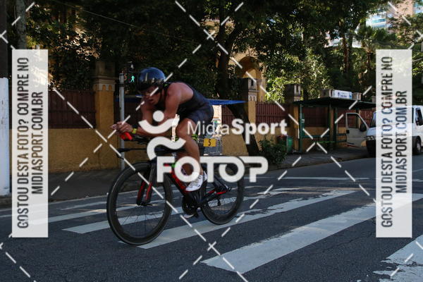 Buy your photos of the event27 Triathlon Internacional de Santos  on Fotop